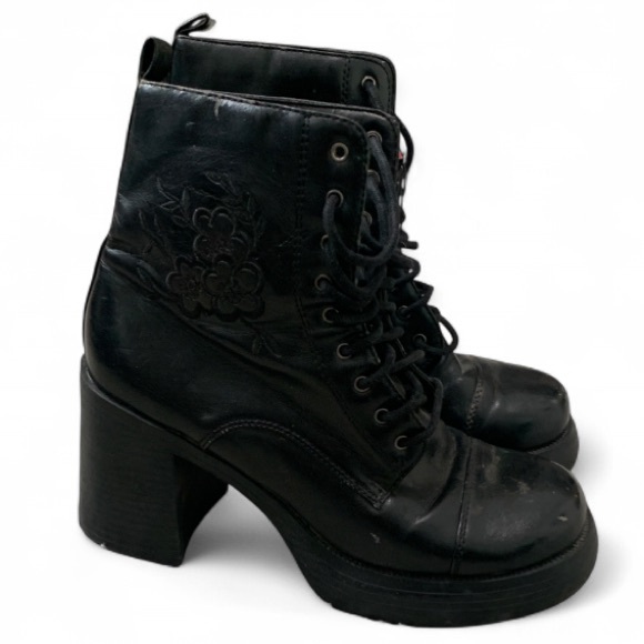 Vintage Shoes - Y2K No Boundaries Black Embroidered Moto Grunge Boots Size 7.5
